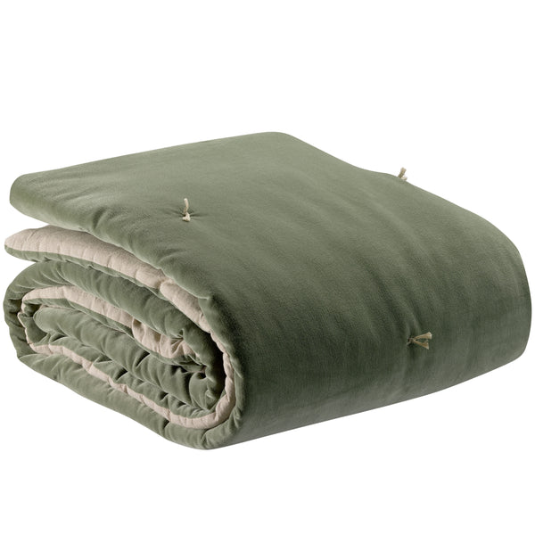 Green velvet throw with knotted detail by Vivaraise