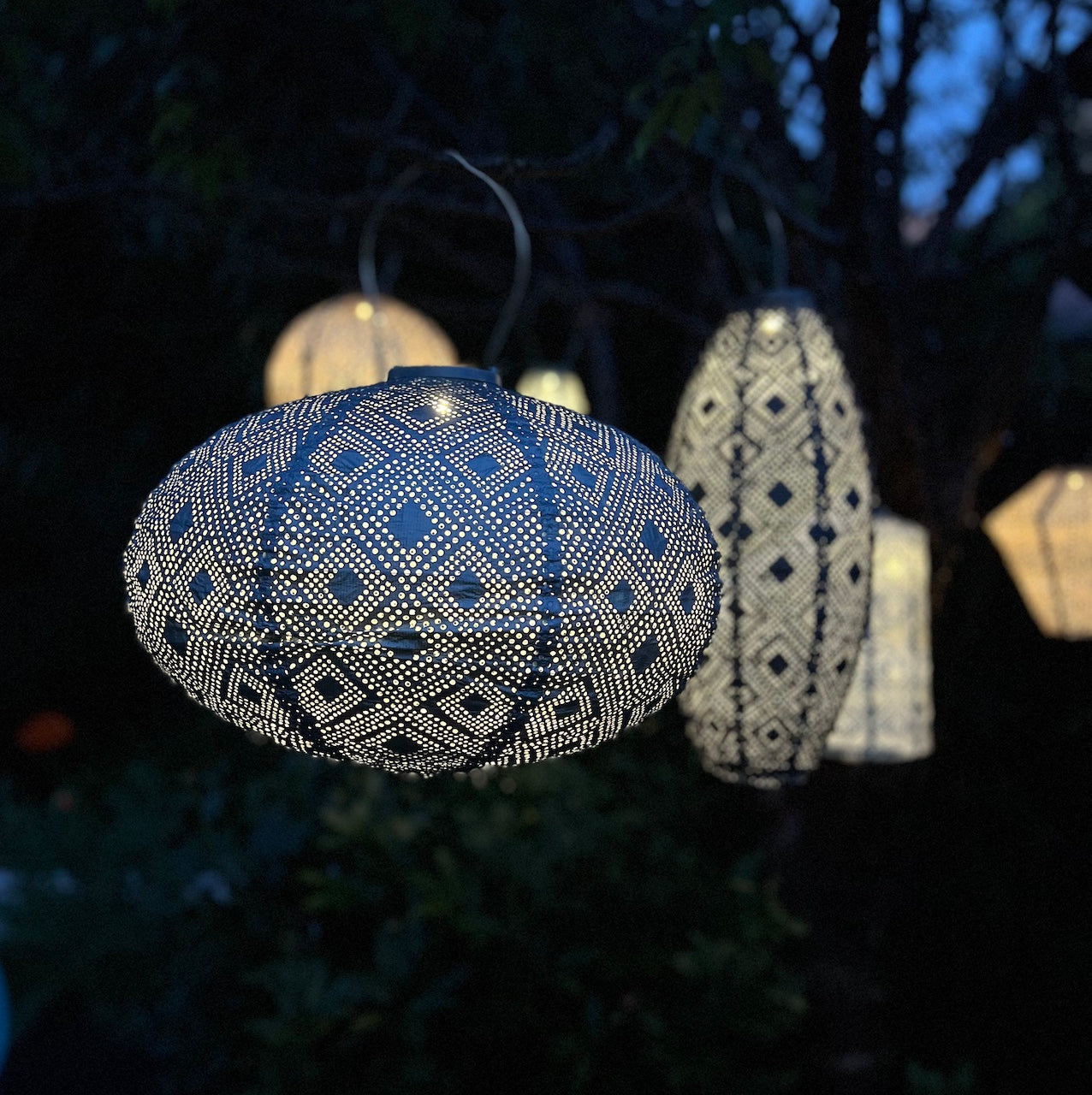 garden solar lanterns