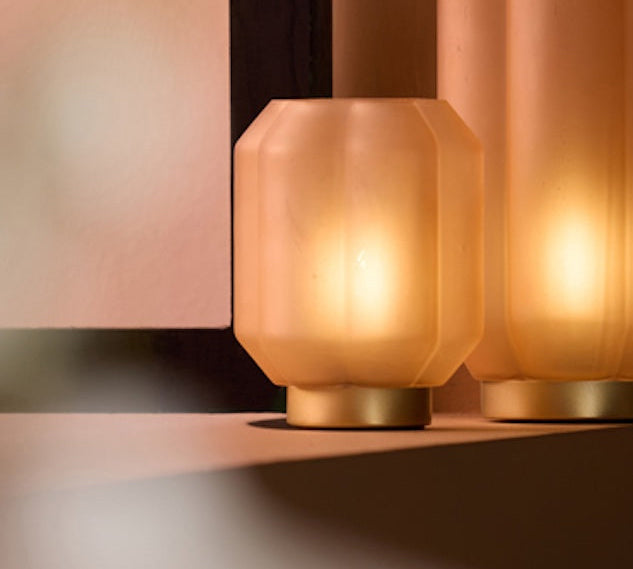 Portable Peach Glass Lamp Yvias