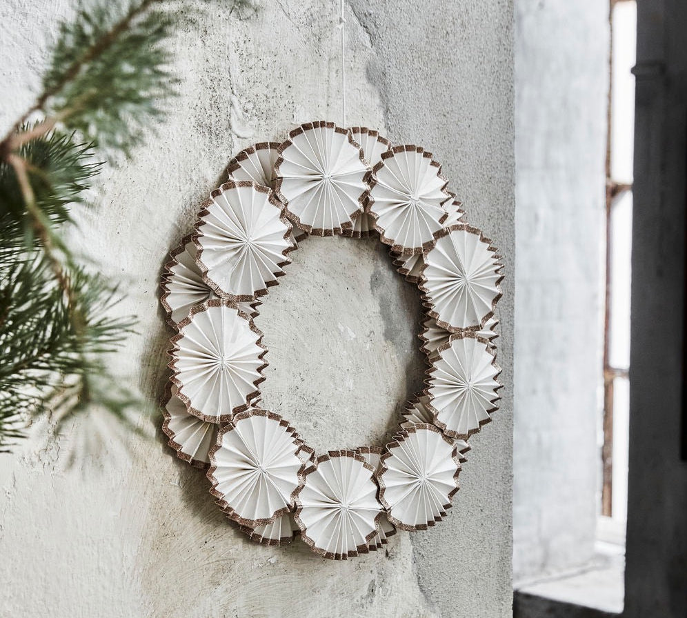 white rosette paper Christmas wreath 