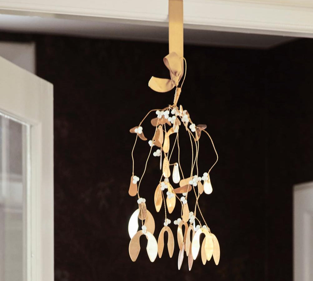 Brass mistletoe hanging decoration 