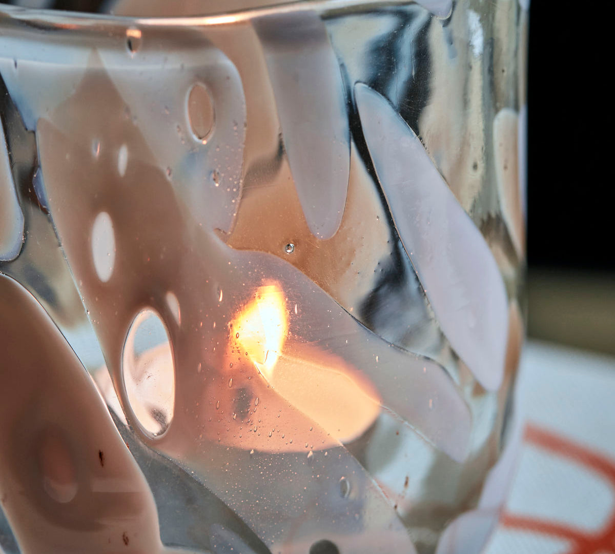  Handmade glass candle holder in transparent glass with a swirl