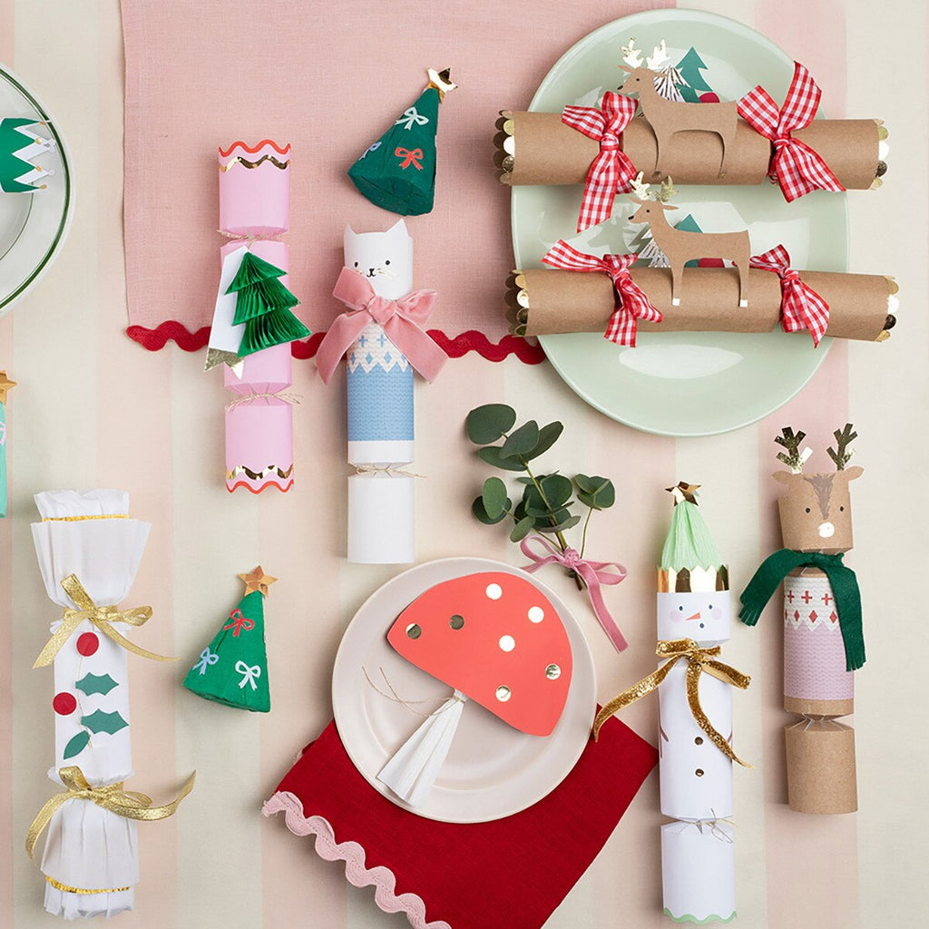 Holly Berry Christmas Crackers by Meri Meri