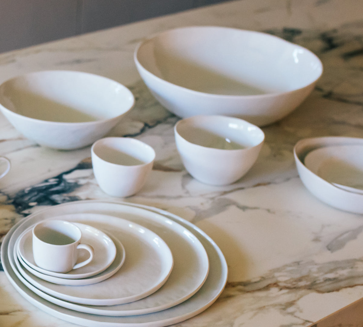 white Porcelain serving bowl 