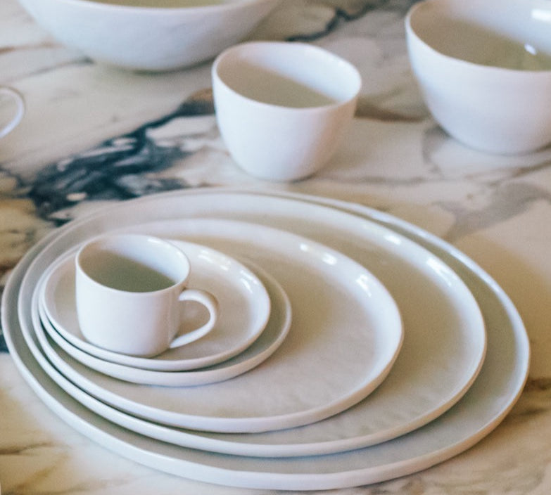 white Porcelain dinner plate by Pomax