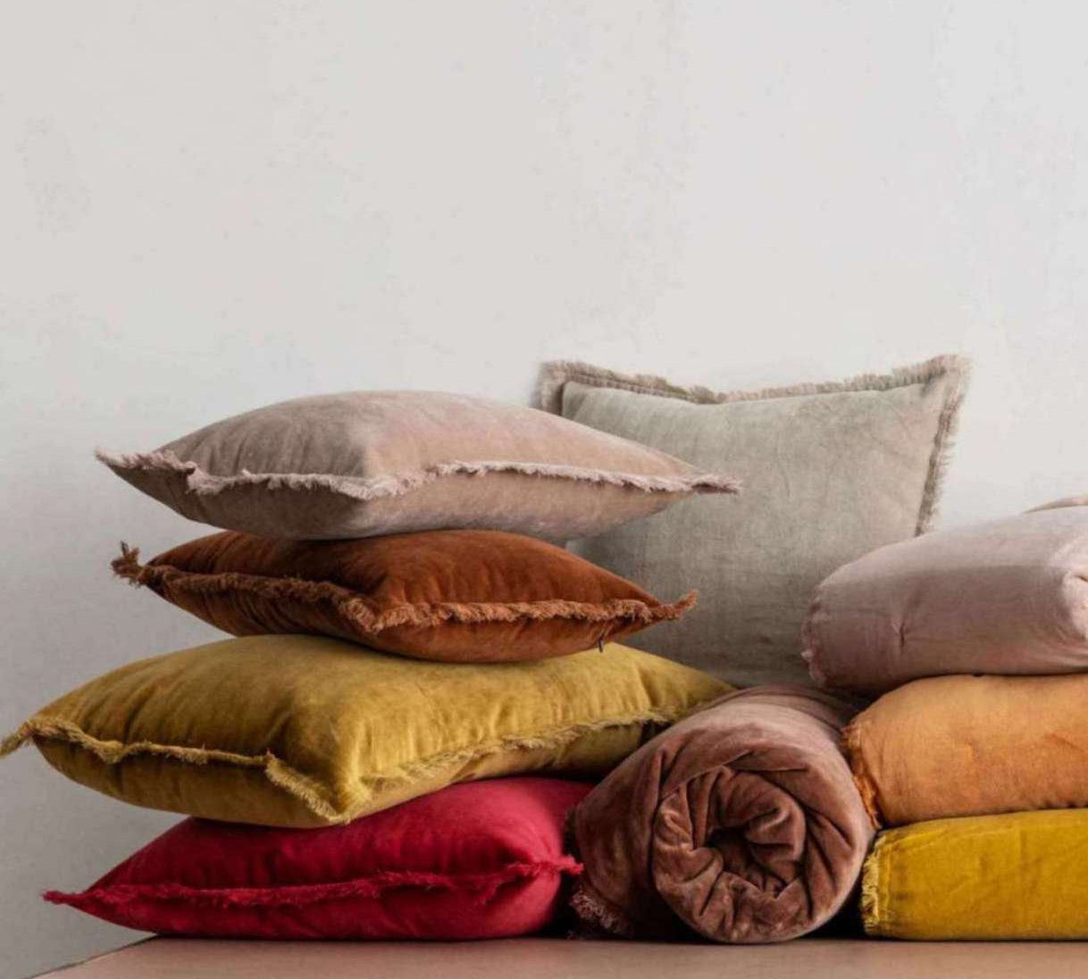 cream velvet throw by Vivaraise