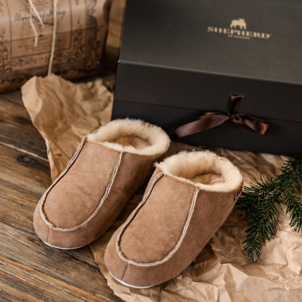 Shepherd sheepskin ladies Bea slippers