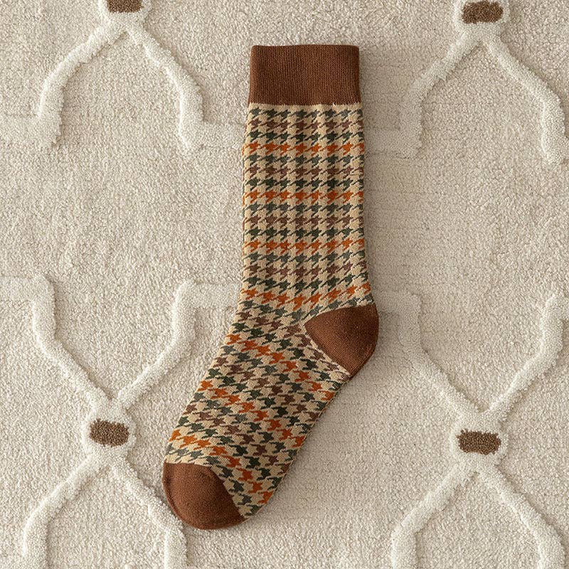 Japanese Cotton Retro Socks in brown 