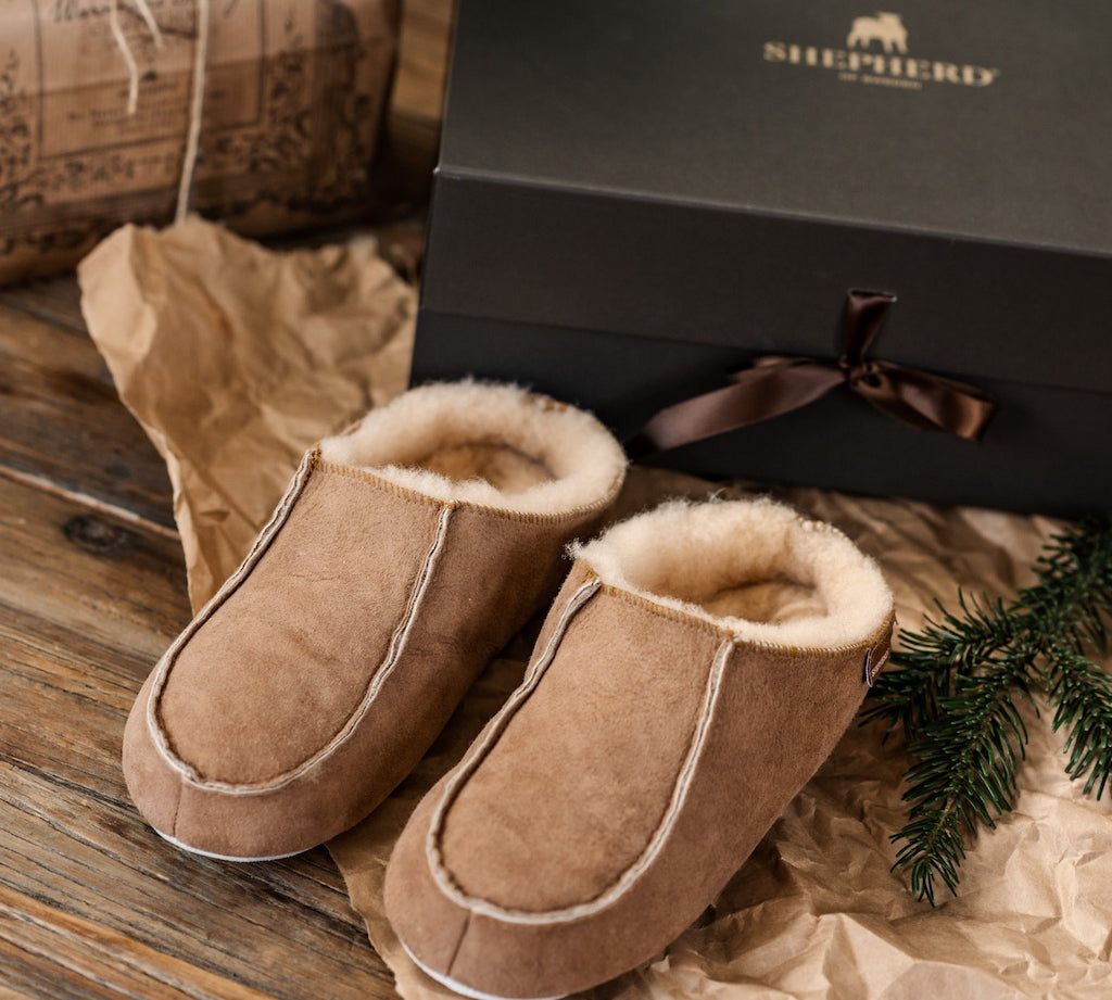 Shepherd sheepskin ladies Bea slippers