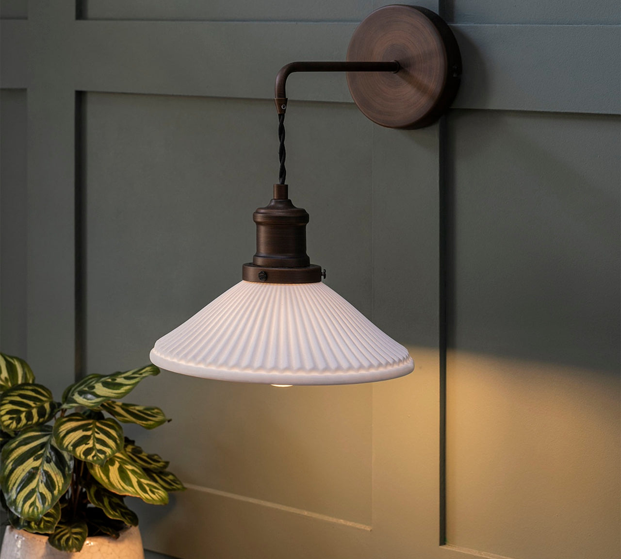 Beaulieu Fluted cone white wall Light by Garden Trading