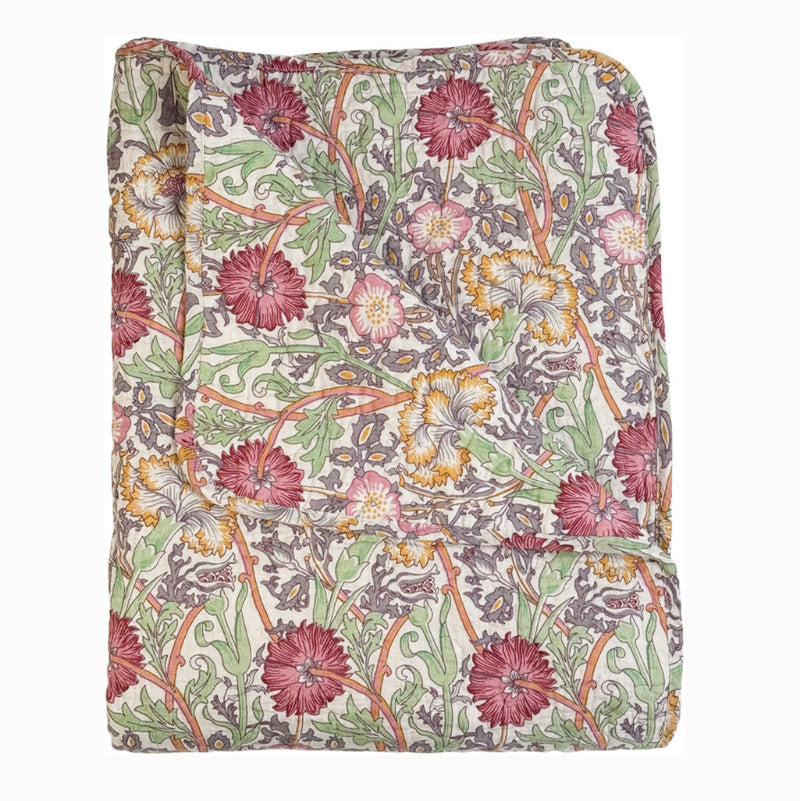 Floral quilt by Au Maison