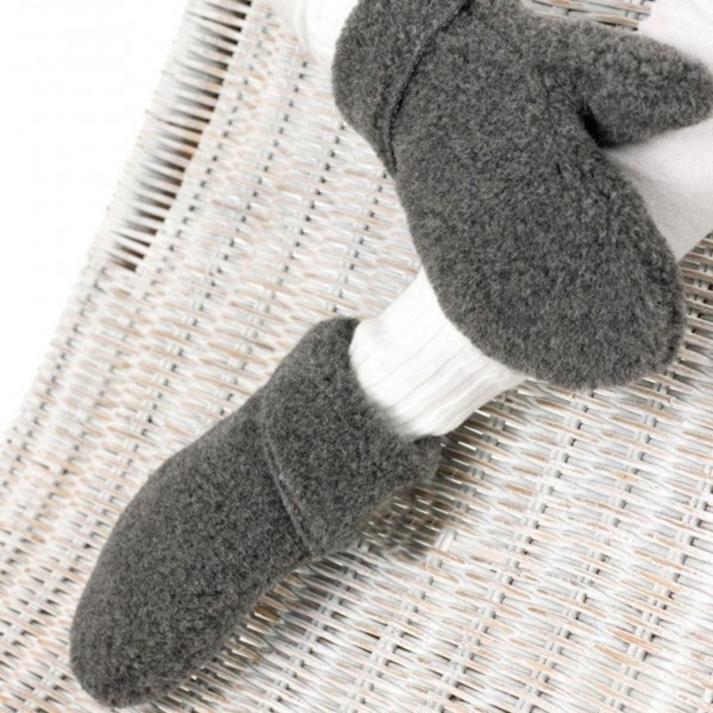 dark grey fleece wool mittens