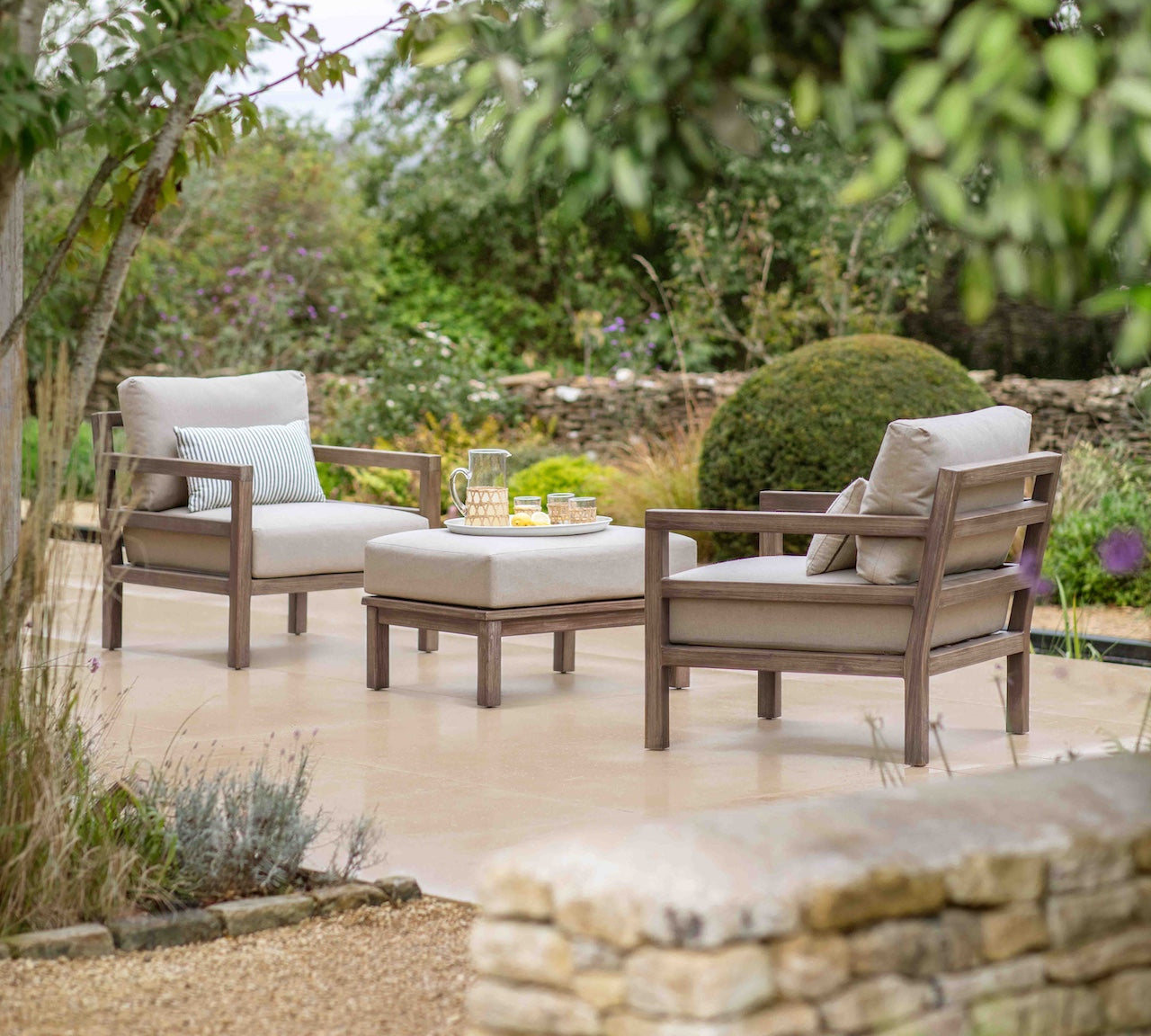 Sandridge outdoor ottoman 