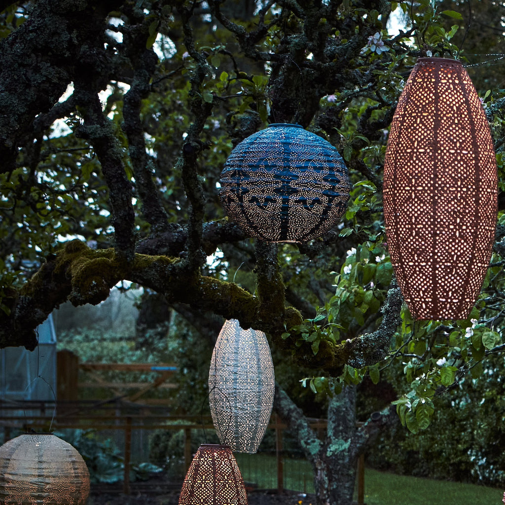 hanging solar lanterns