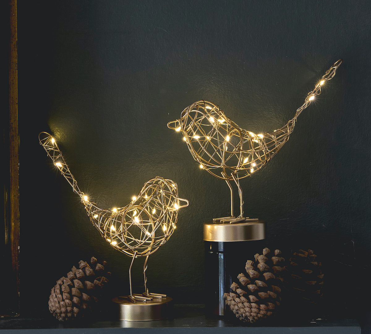 Christmas Robin Light in gold by Lightstyle 