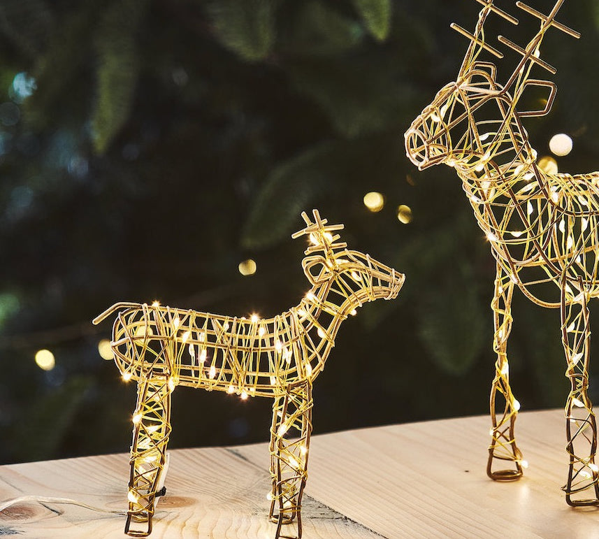 Gold wire reindeer lights by Lightstyle