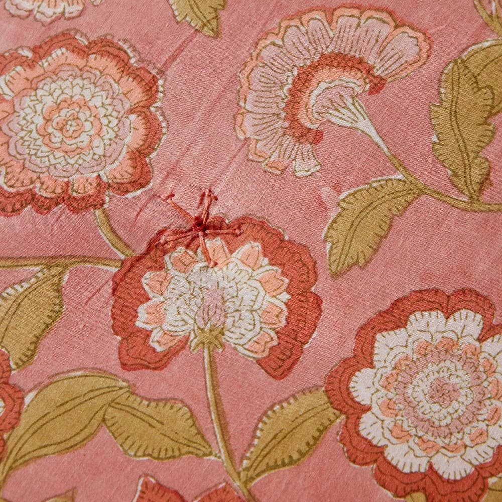 Floral print Bed or Sofa Cover - Guapao Rosewood