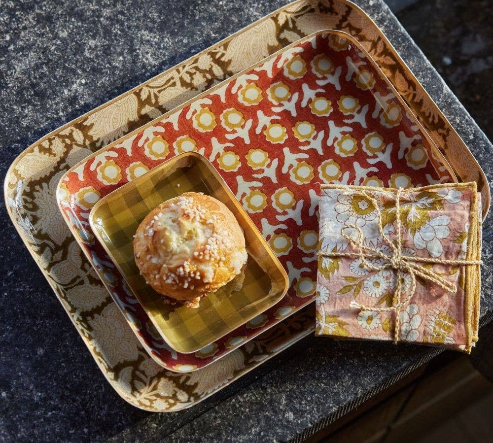 decorative serving trays