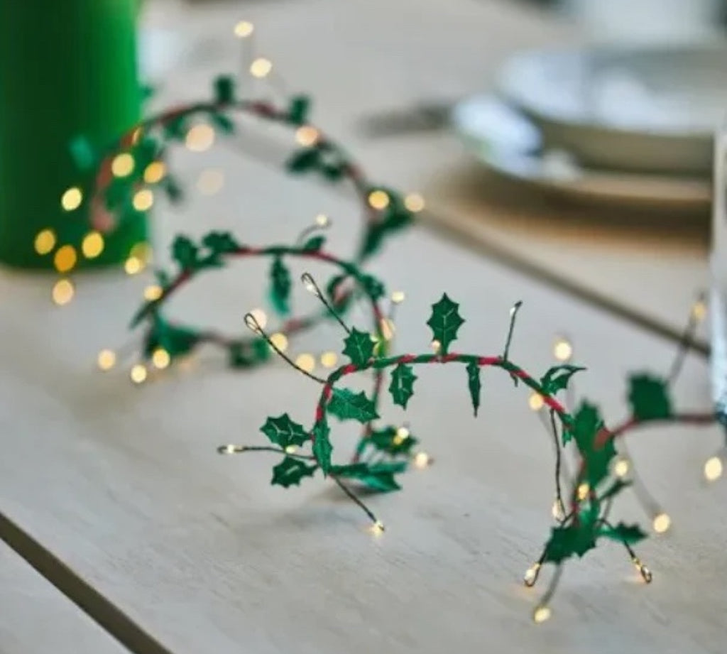 Holly Lights with fabric leaves by Lightstyle