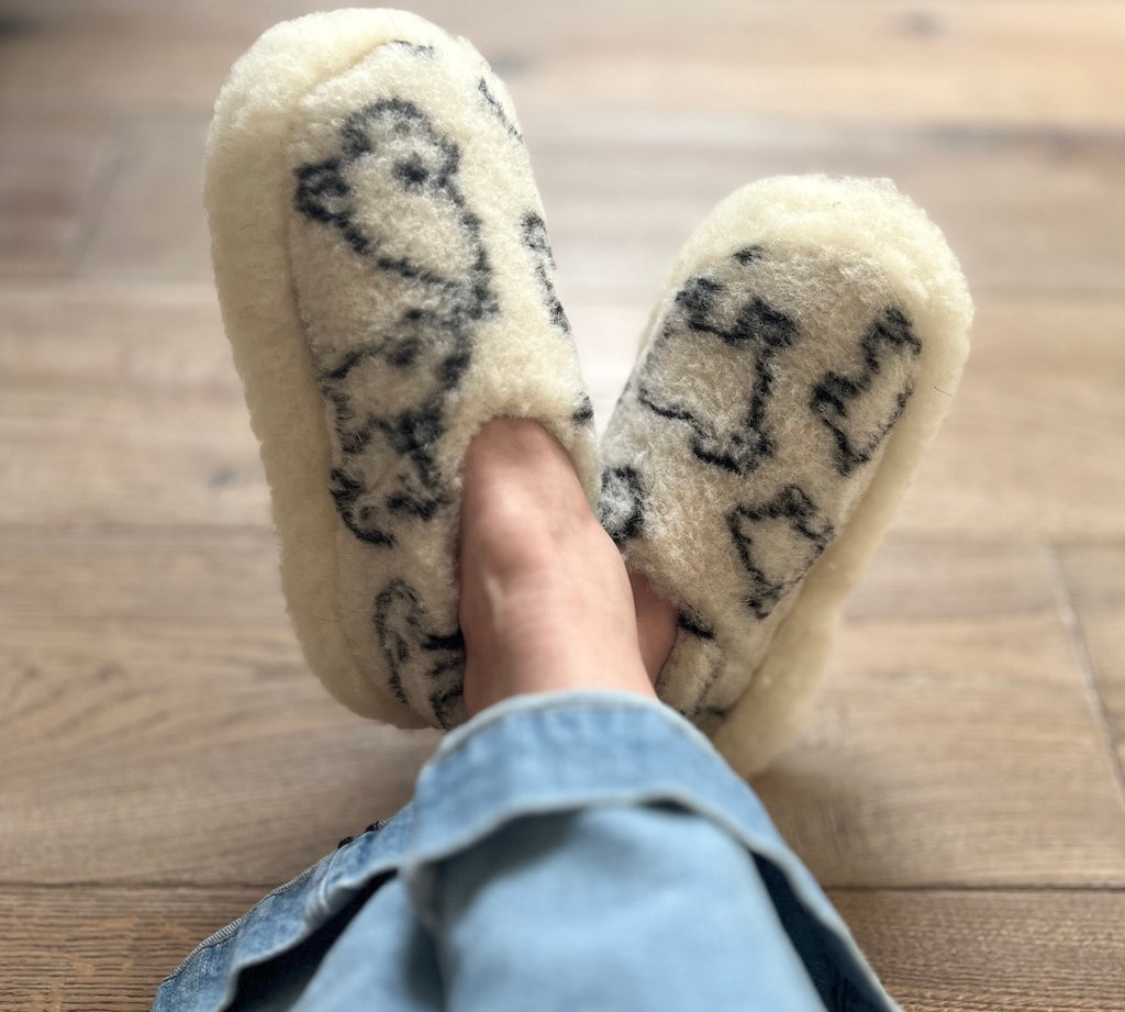 fluffy white slippers by Yoko