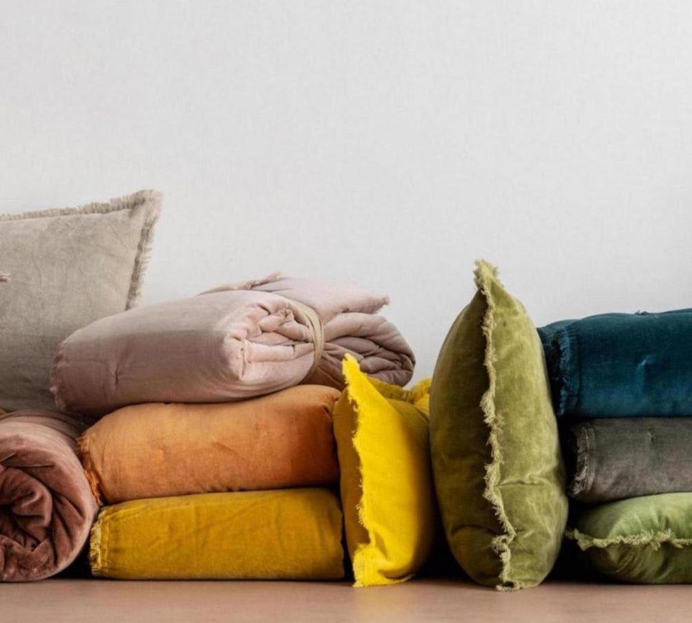 velvet cushion olive green by Vivaraise 