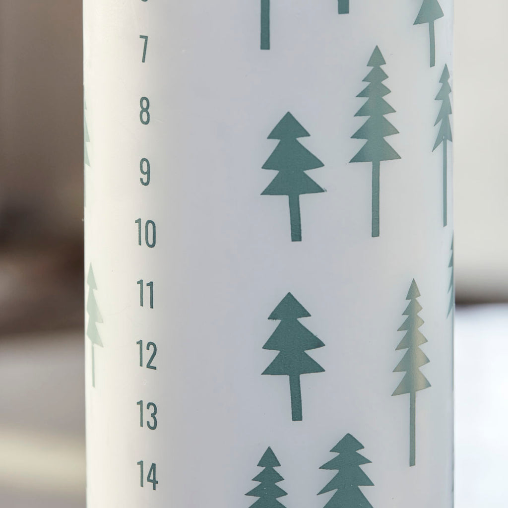 Christmas tree design on advent candles
