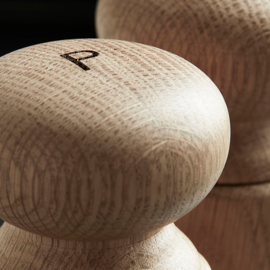 detail of embossed P on the pepper mill 