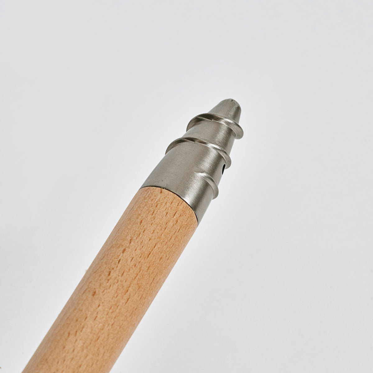 detail of wooden pole 