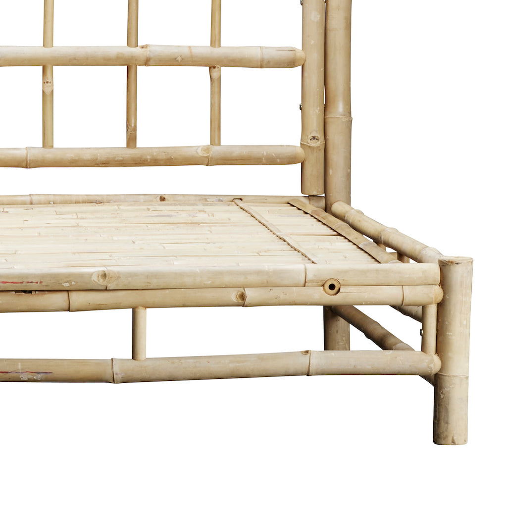 bamboo loung bed by Tine K 