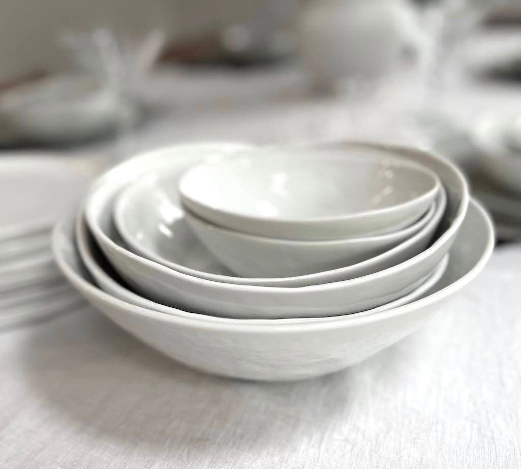 Porcelain white serving bowls 