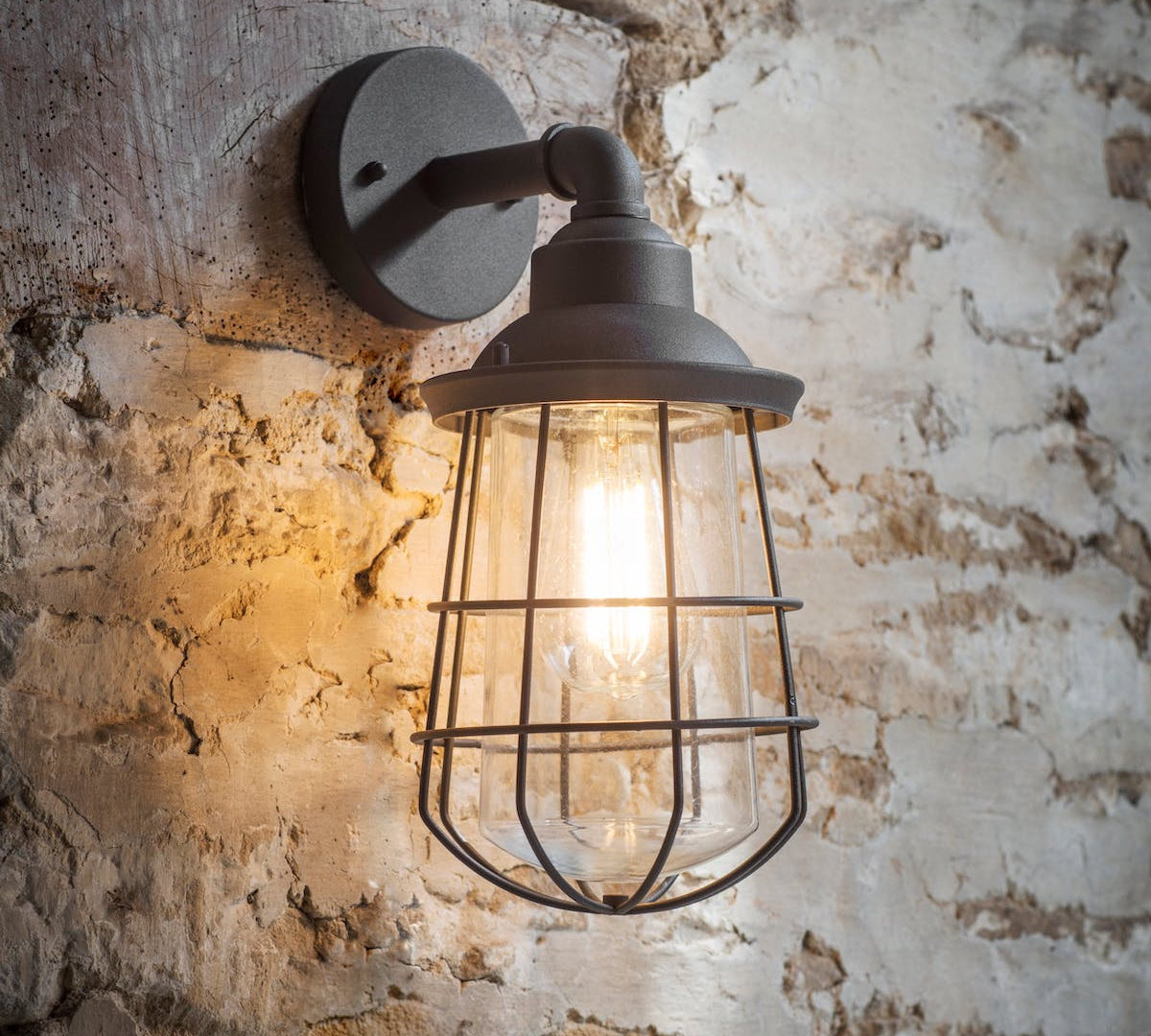 Finsbury outdoor wall light in dark grey