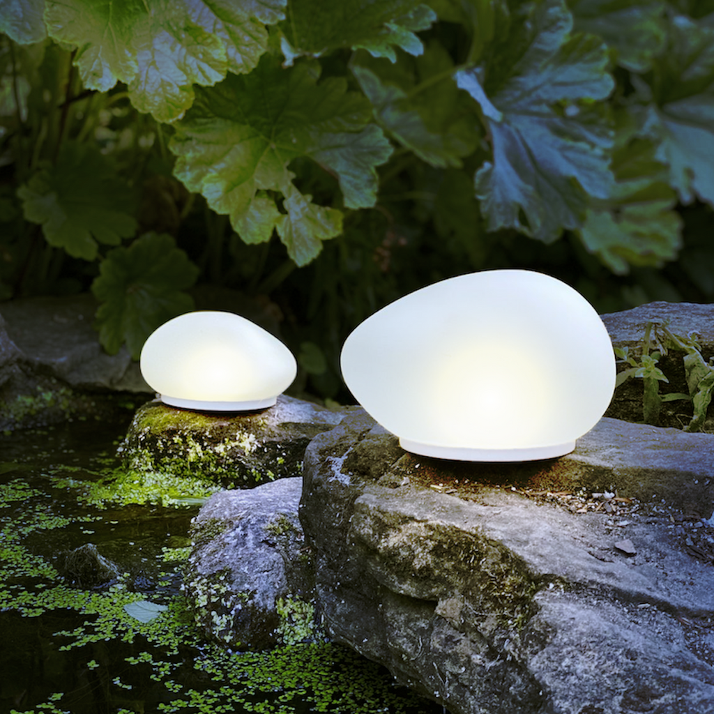 solar glass pebble shaped garden light