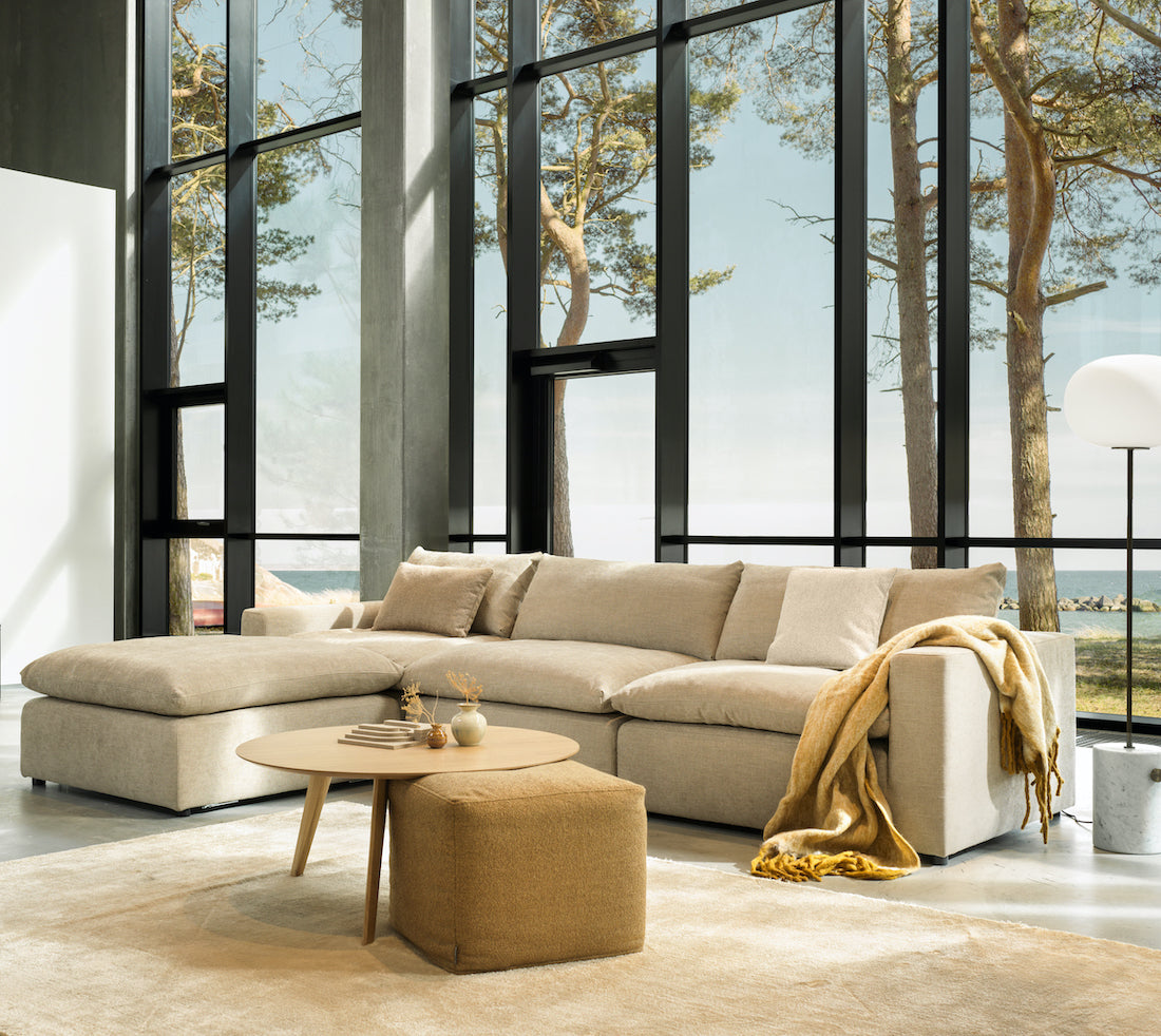 Moonlight sectional sofa by Furninova