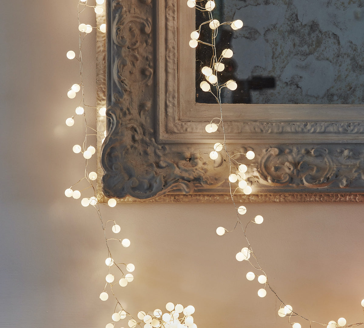 white berry fairy lights 