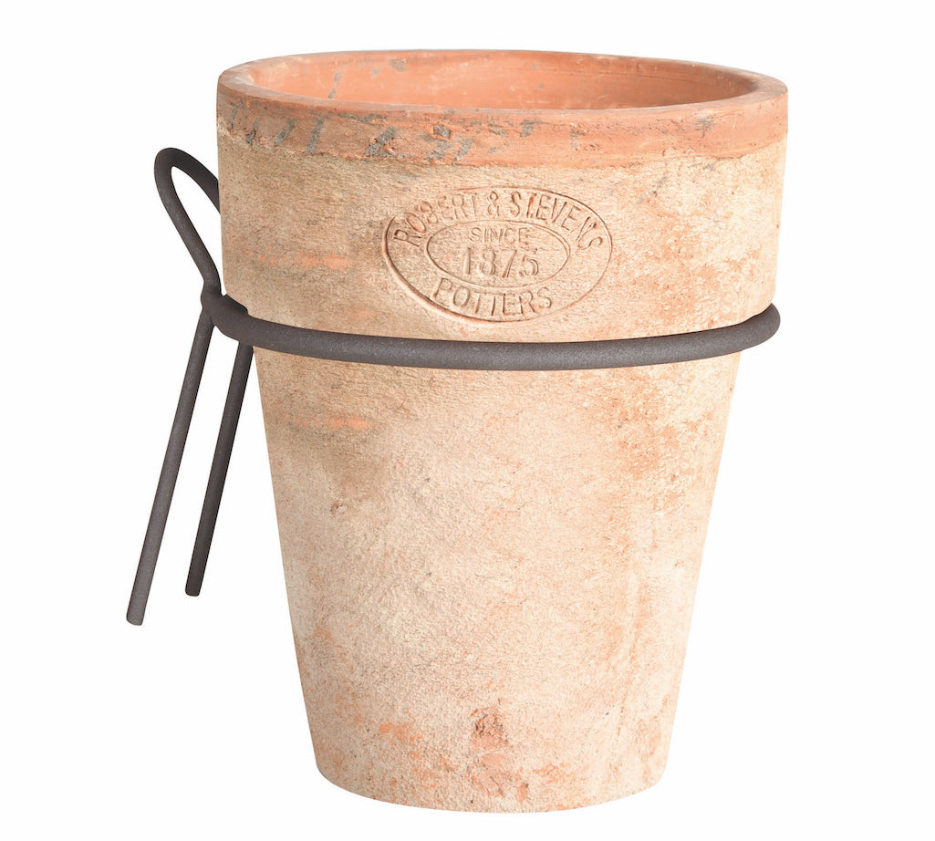 terracotta plant pot with wall bracket