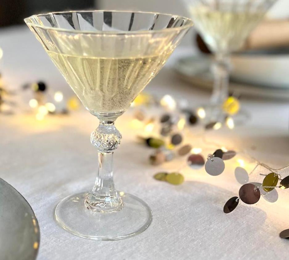 vintage style cocktail glasses 