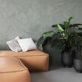 Vig iron planter in grey 