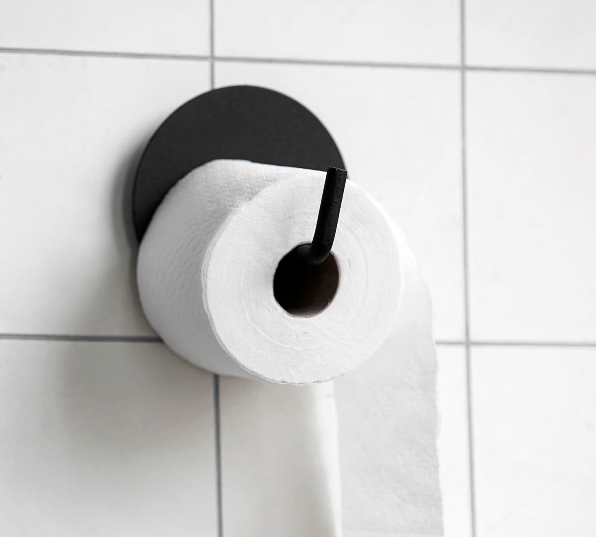 black toilet roll holder