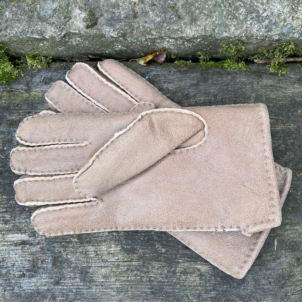 inside seam of mens sheepskin gloves