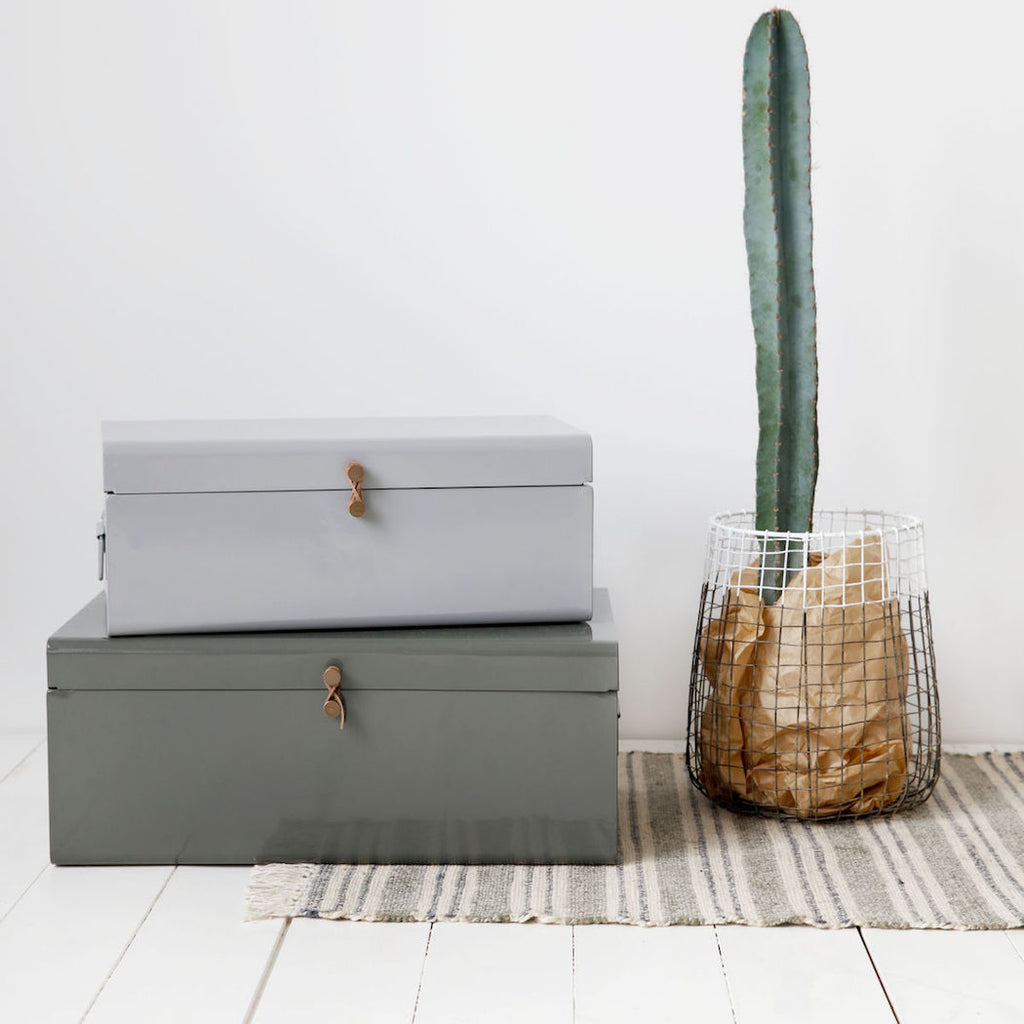 Metal storage trunk in grey and army green