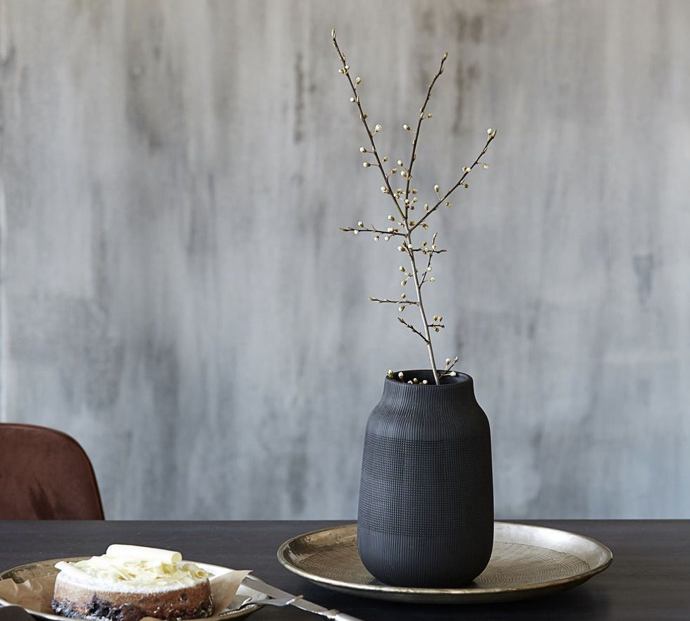 black vase Groove by House Doctor