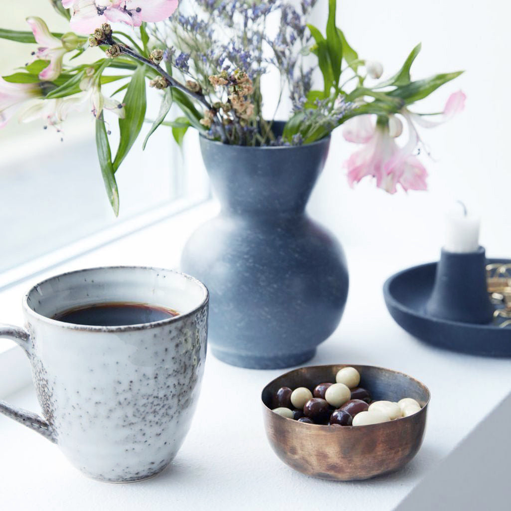 House Doctor grey rustic mug 