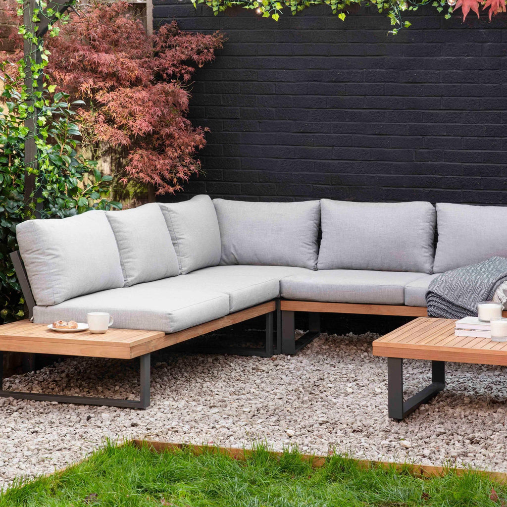 Amberley corner sofa set by Garden Trading