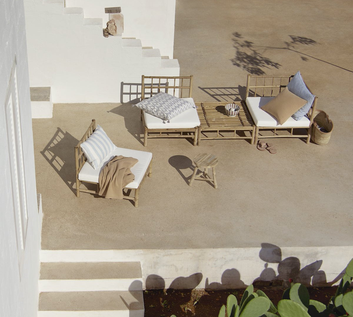 Bamboo coffee table by Tine K 